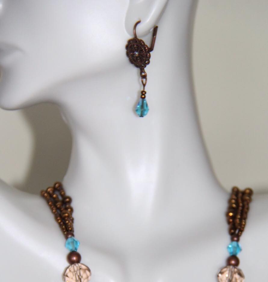 Blue and brown color beaded necklace set